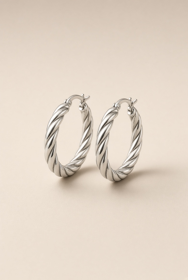 Cable điêu khắc hoop earrings
